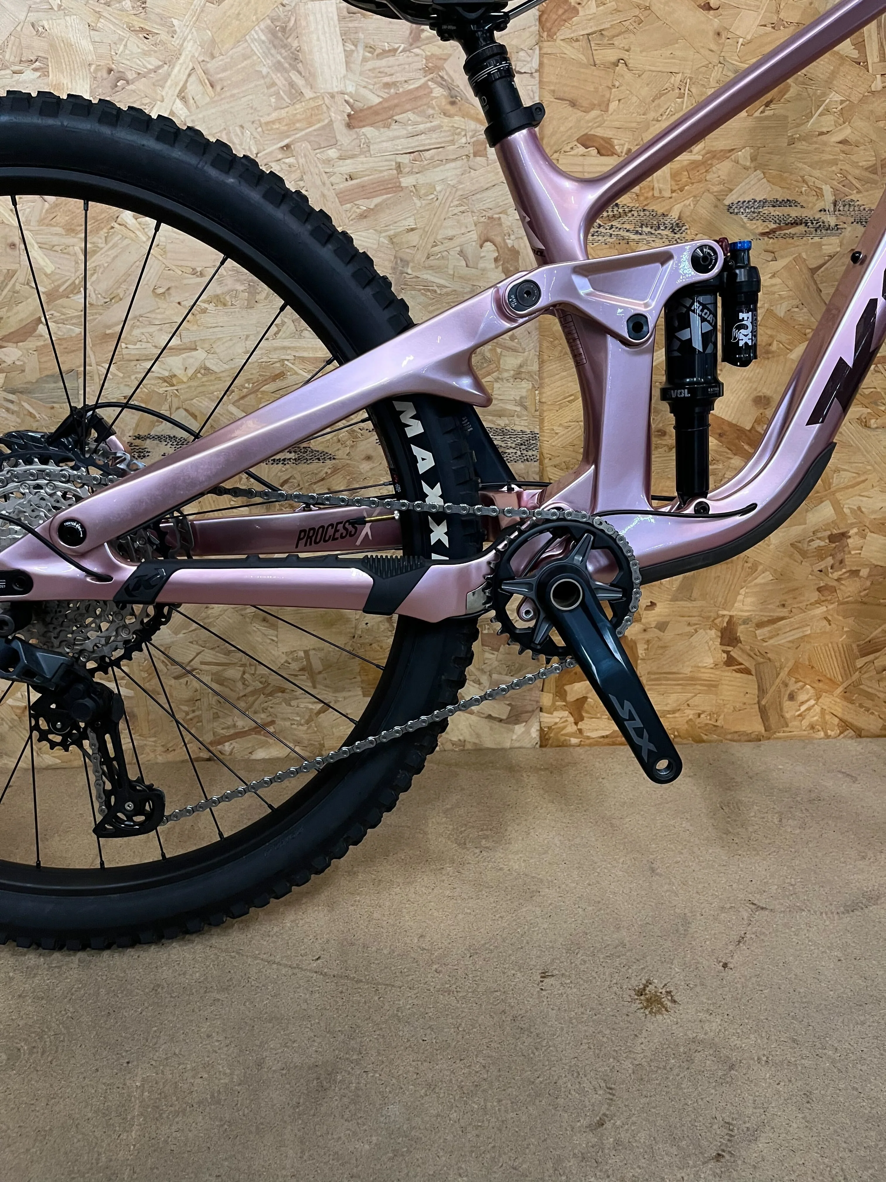 2022 Process X CR - Medium - Metallic Bronze | Ex Demo - Image 7