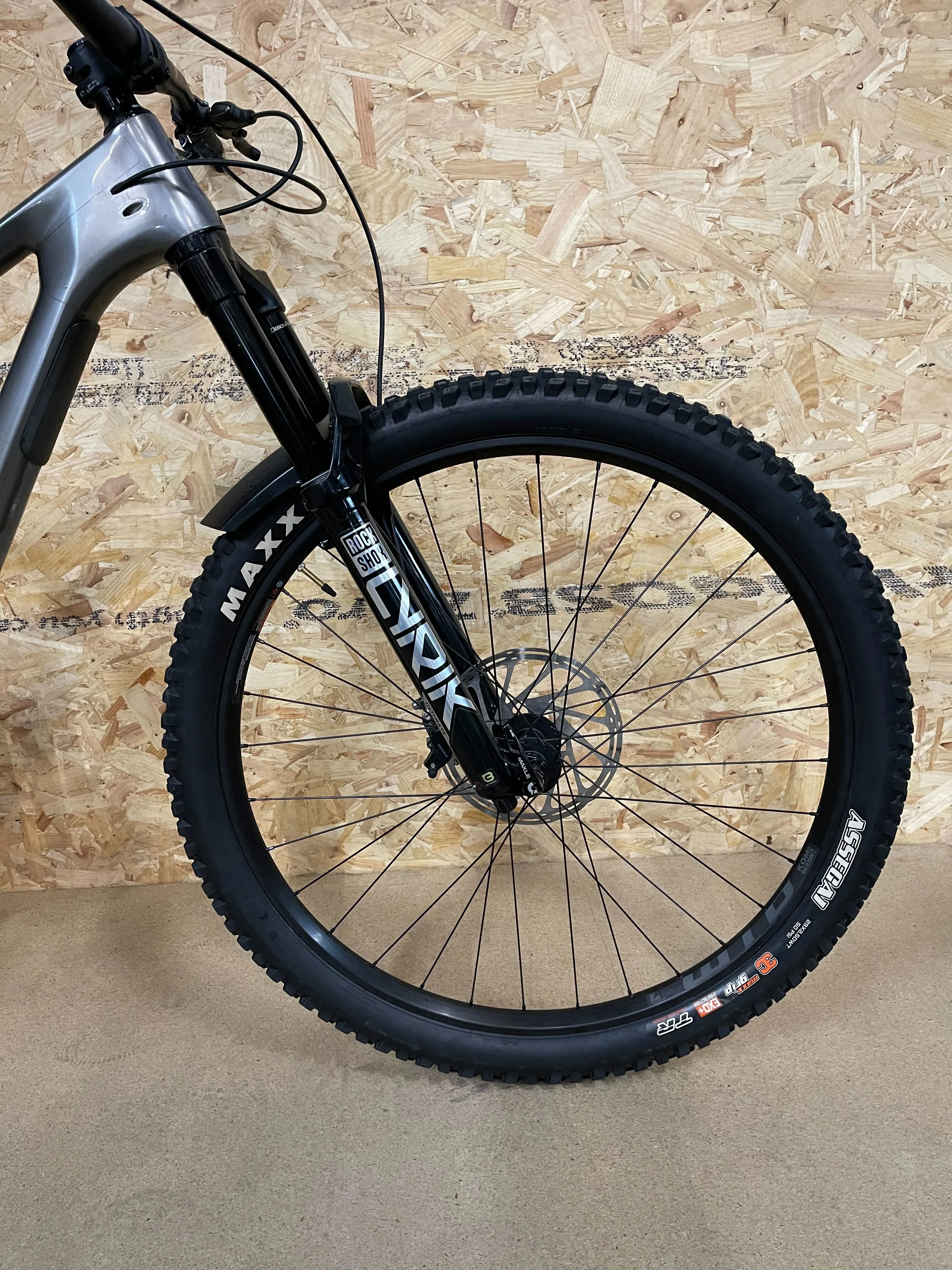 2026 Kona Process G3 - CR/DL 153 - LG - Dark Chrome | Ex Demo - Image 3